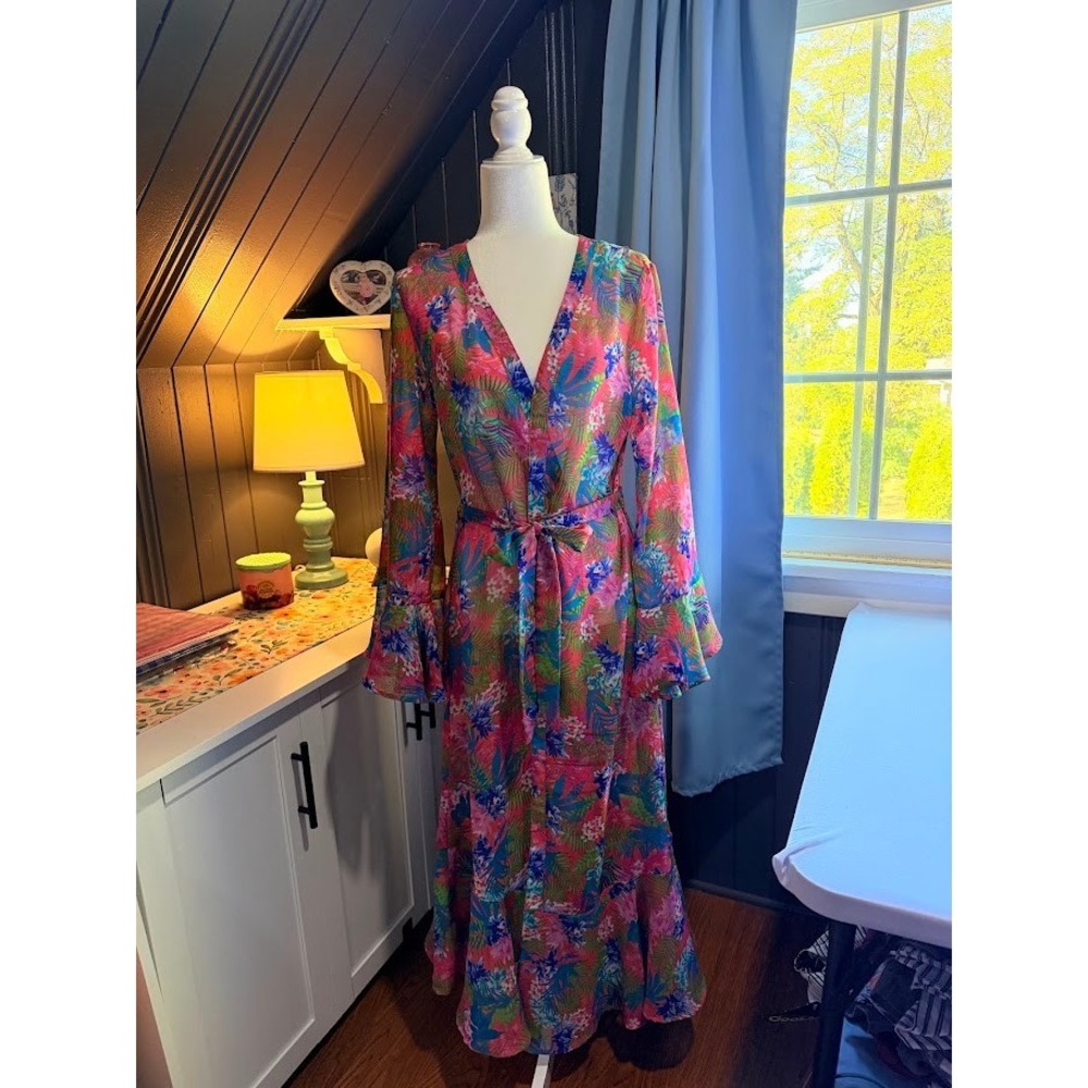 Beachy Vacation Tropical Floral Sleeve Cover-up by America & Beyond - Size M
